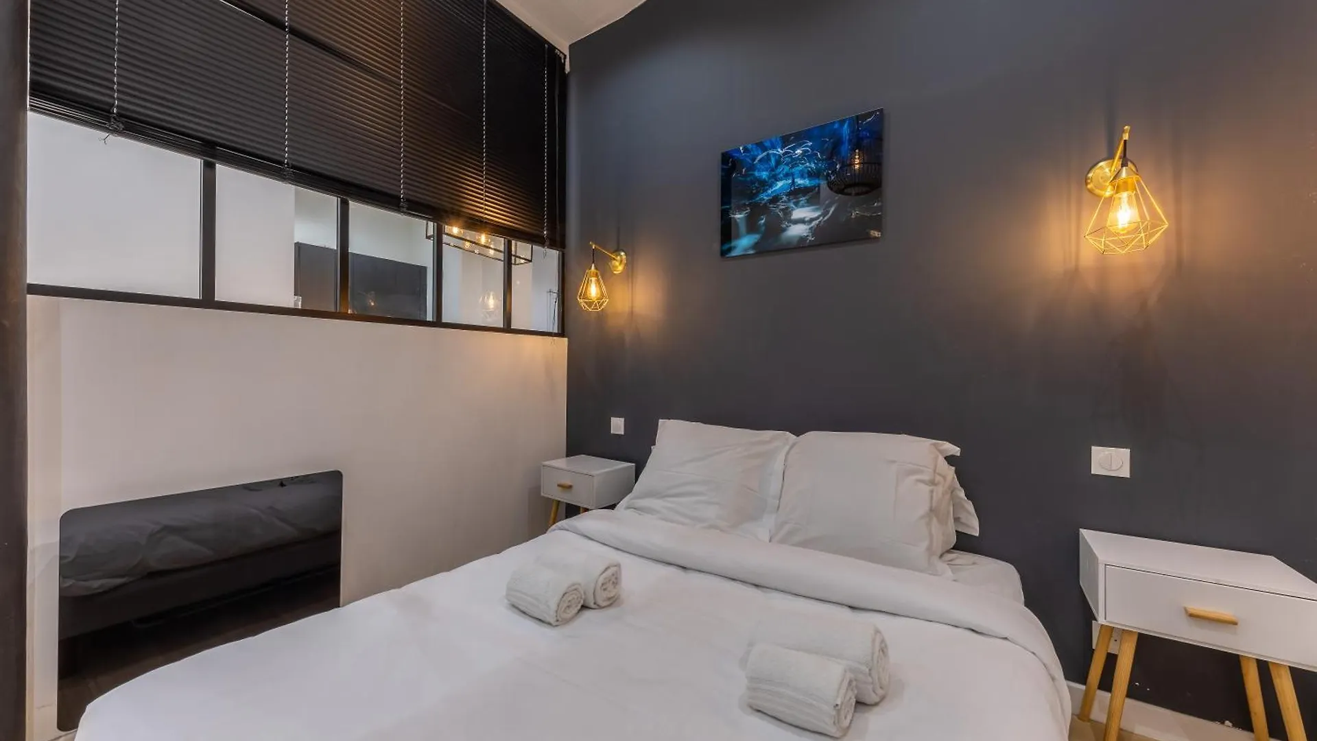 Off Majesti Apartments In Montmartre - Rue Pierre Fontaine Παρίσι