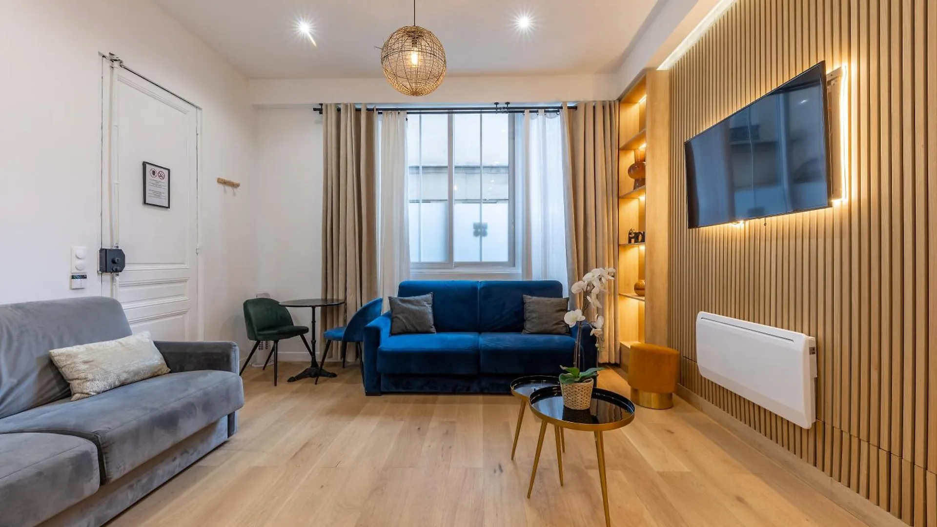 Off Majesti Apartments In Montmartre - Rue Pierre Fontaine Παρίσι Γαλλία